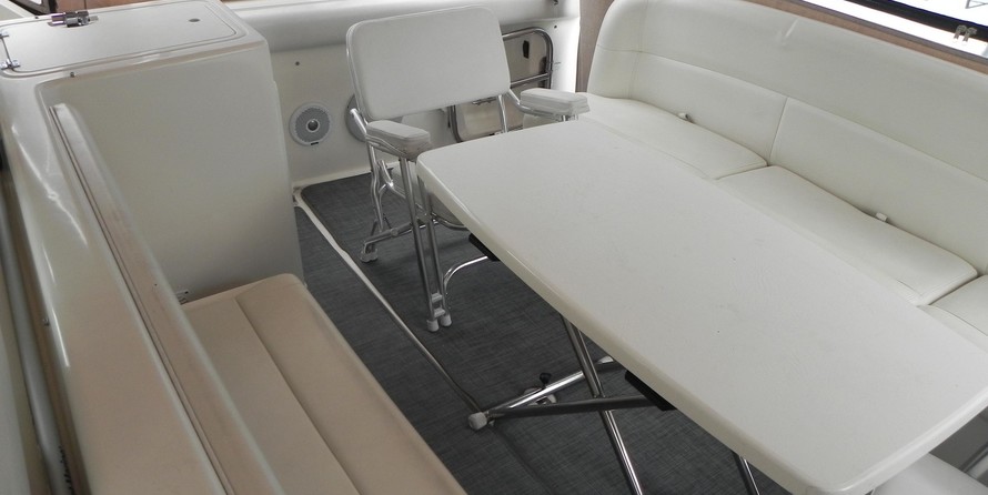 Tiara 3500 open hardtop