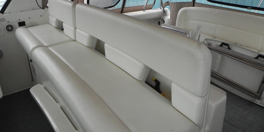 Tiara 3500 open hardtop