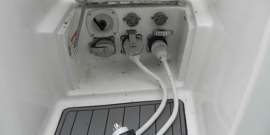 Tiara 3500 open hardtop