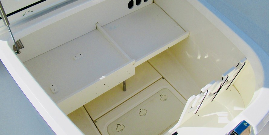 Boston Whaler 350 Outrage