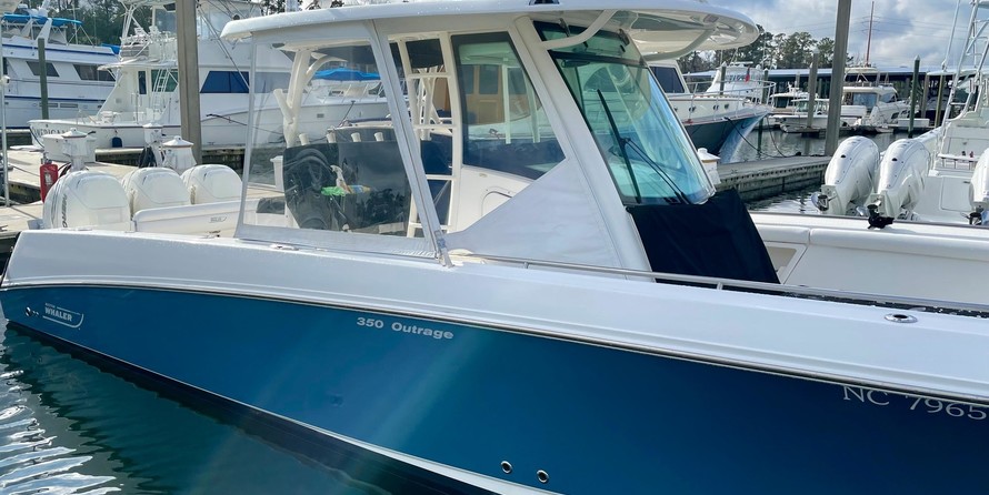Boston Whaler 350 Outrage