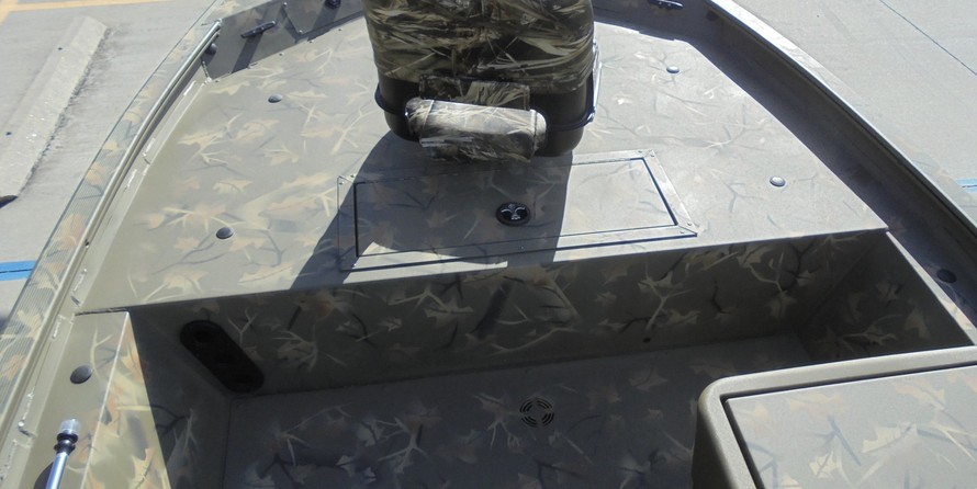 Tracker Grizzly 1754 SC