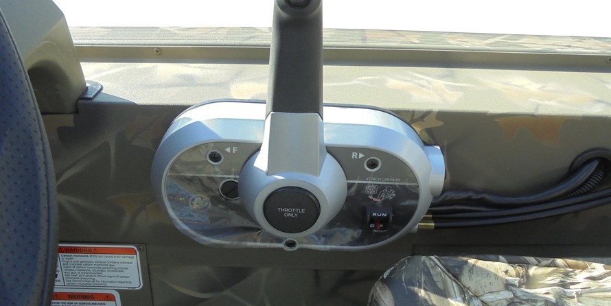 Tracker Grizzly 1754 SC