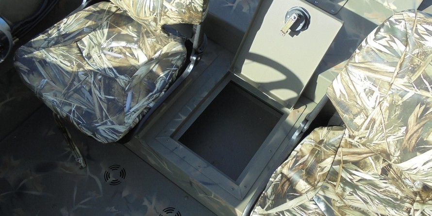 Tracker Grizzly 1754 SC