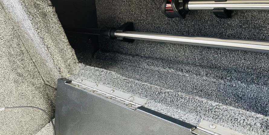 Tracker Targa V-19 WT