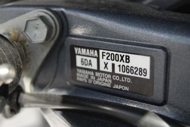 Hurricane 2200 sundeck