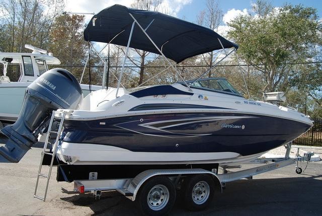 Hurricane 2200 sundeck