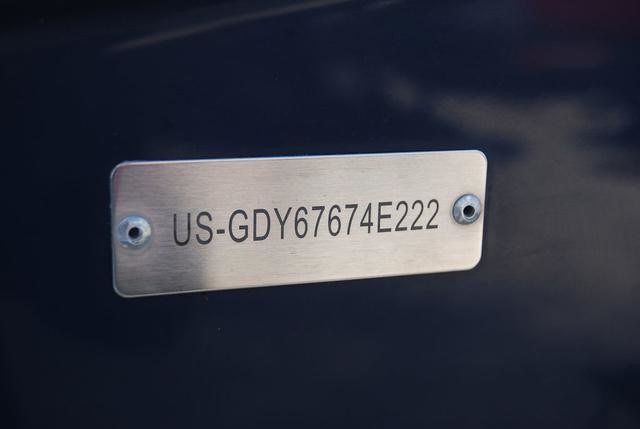 Hurricane 2200 sundeck