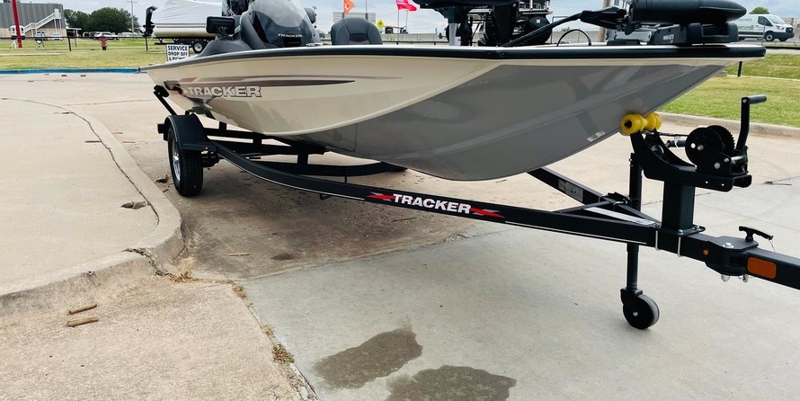 Tracker Pro Team 175 TF