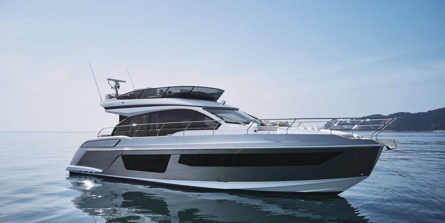 Azimut 53 Fly