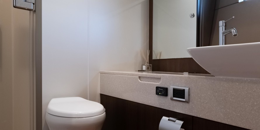 Fairline Squadron 65