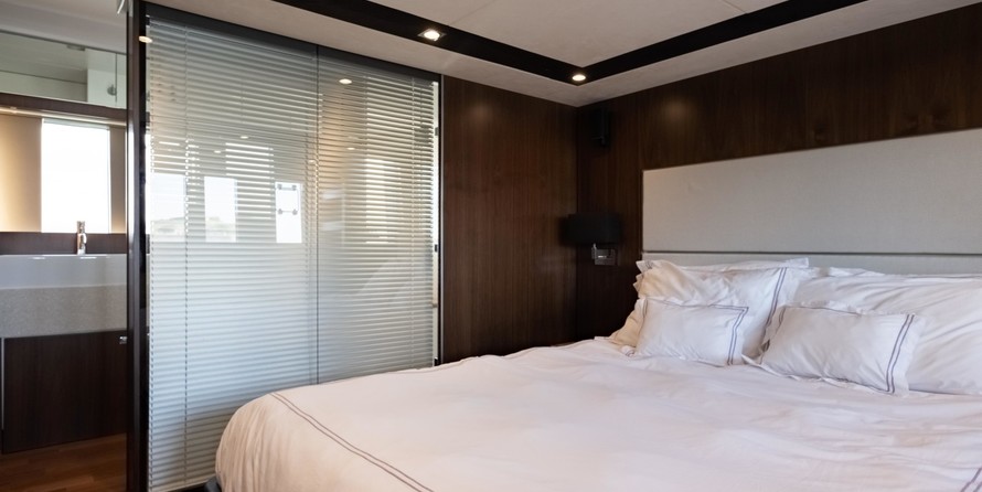 Fairline Squadron 65