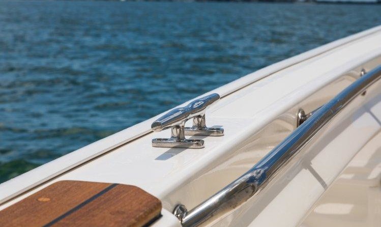 Boston Whaler 210 Montauk