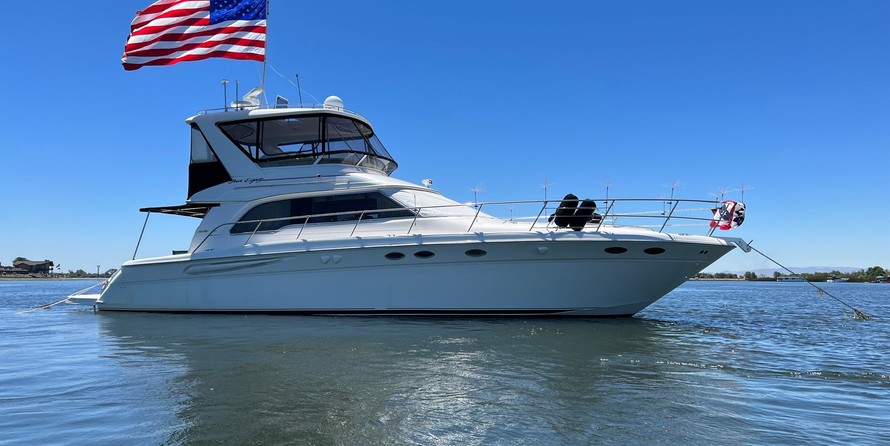 Sea ray 480 sedan bridge