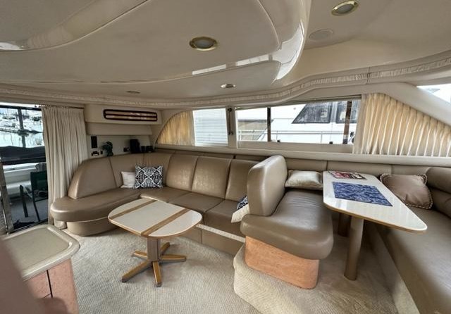 Sea ray 480 sedan bridge