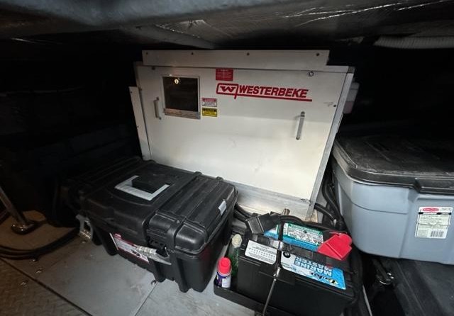 Sea ray 480 sedan bridge