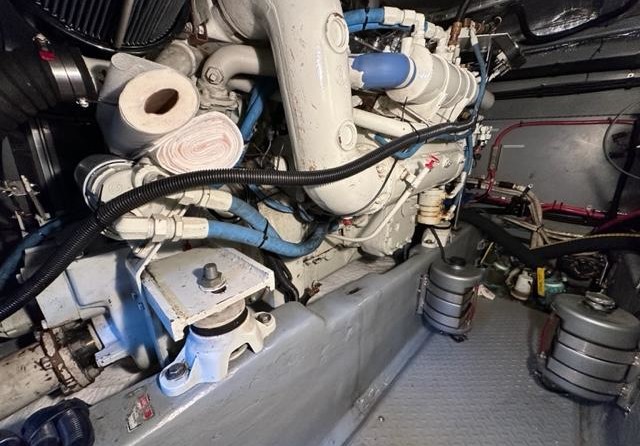 Sea ray 480 sedan bridge