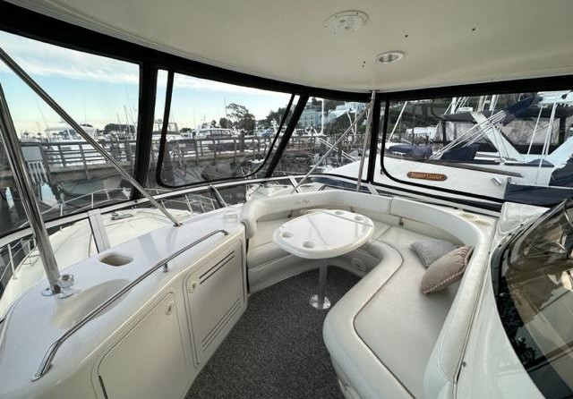 Sea ray 480 sedan bridge