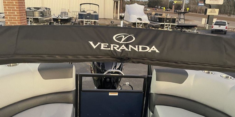 60 x 16 tri-toon passenger vessel