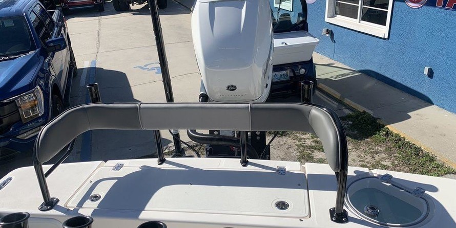 Sea Ray pro 208 bay