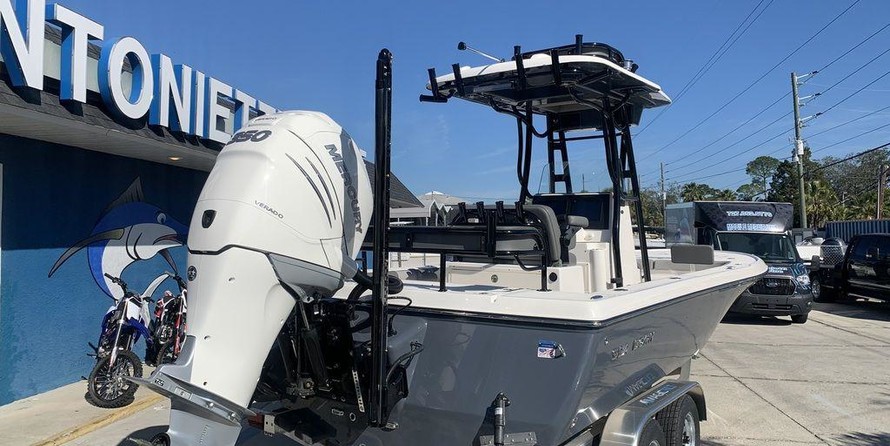 Sea Ray pro 208 bay