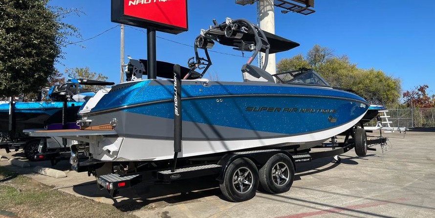 Super Air Nautique G23