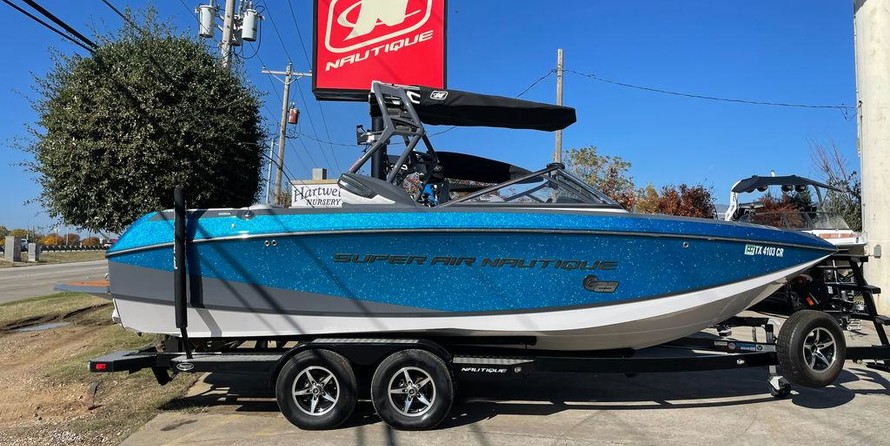 Super Air Nautique G23