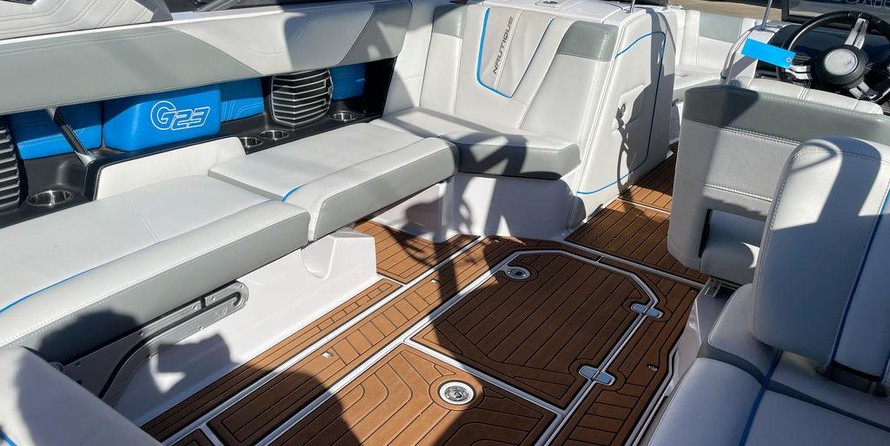 Super Air Nautique G23