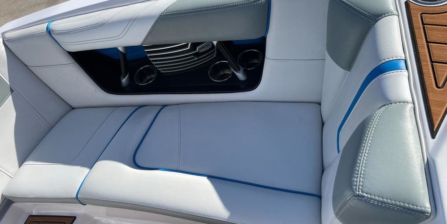 Super Air Nautique G23