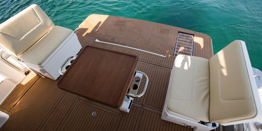 Bavaria Virtess 420 Fly