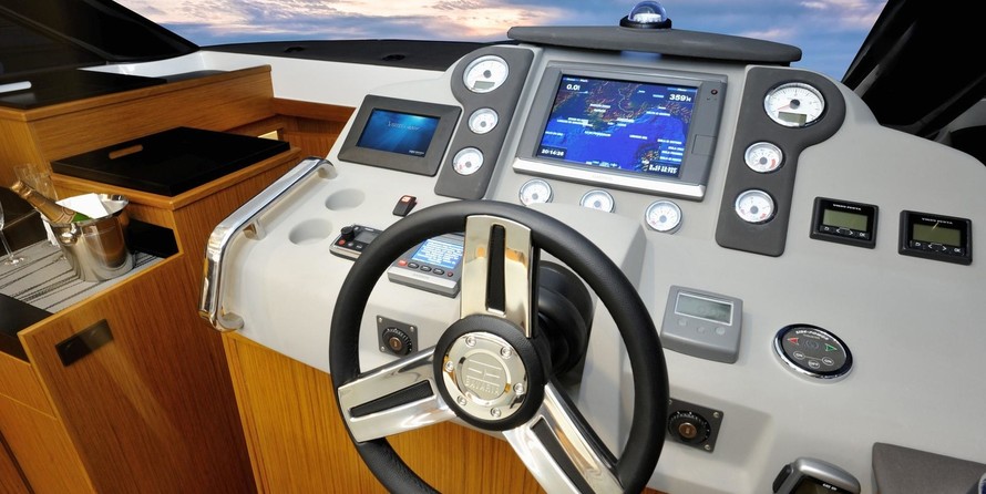 Bavaria Virtess 420 Fly