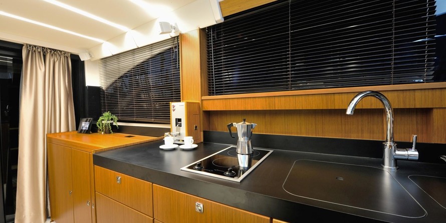 Bavaria Virtess 420 Fly