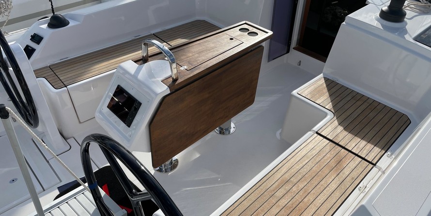 Bavaria C42