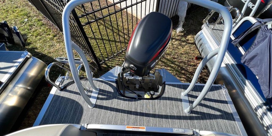 Premier Pontoons Sunspree RF