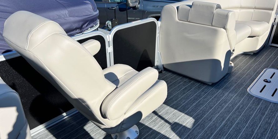 Premier Pontoons Sunspree RF