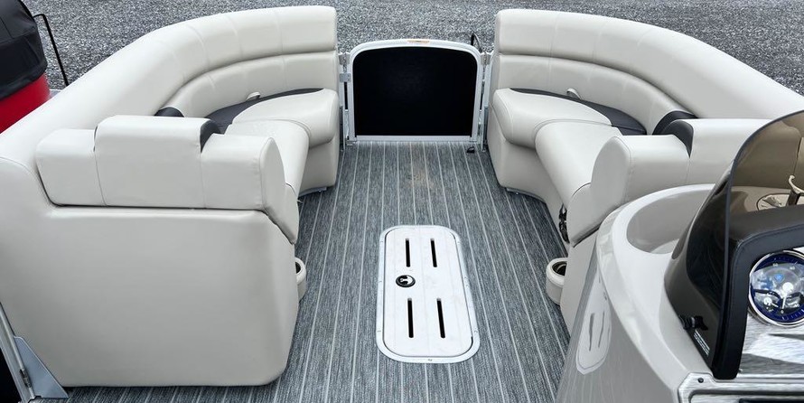 Premier Pontoons Sunspree RF