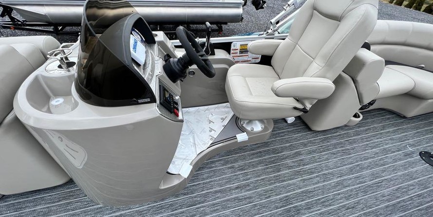 Premier Pontoons Sunspree RF