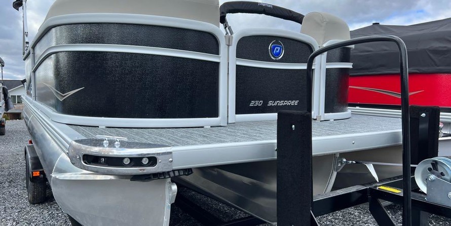 Premier Pontoons Sunspree RF