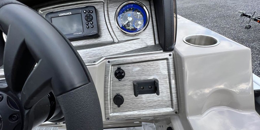 Premier Pontoons Sunspree RF