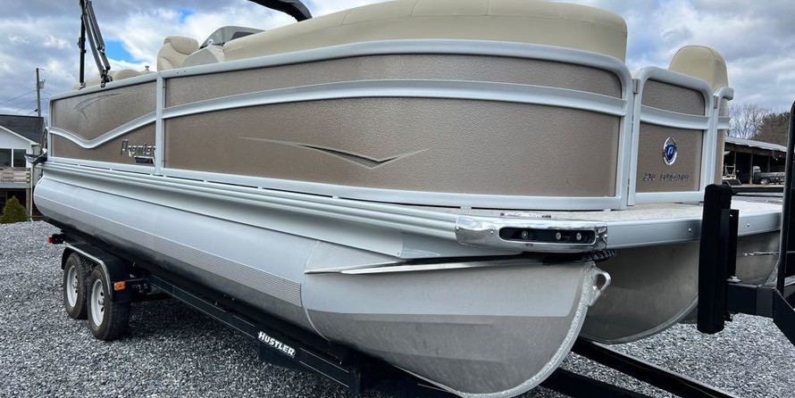 Premier Pontoons SunSation RF