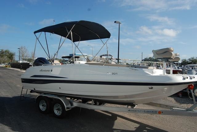 Hurricane 201 sundeck sport