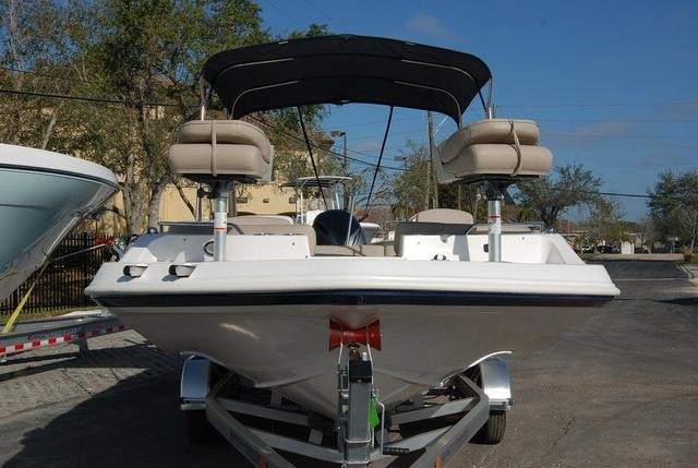 Hurricane 201 sundeck sport