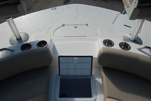 Hurricane 201 sundeck sport