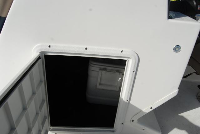 Hurricane 201 sundeck sport