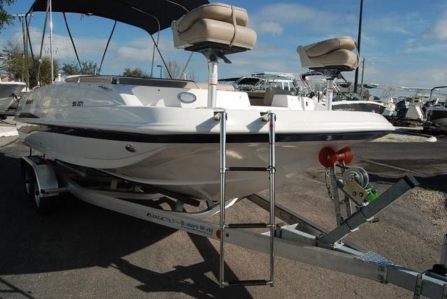 Hurricane 201 sundeck sport