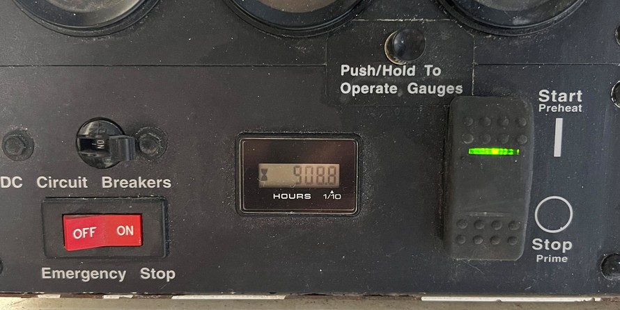 Sea ray 480 sedan bridge