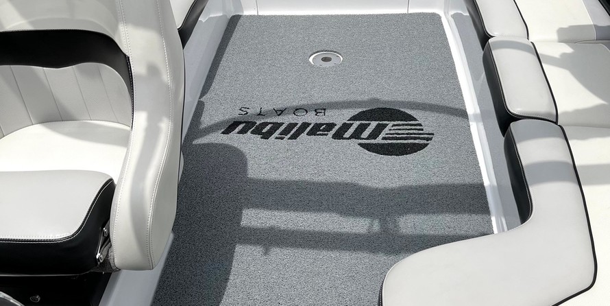 Malibu Wakesetter 24 MXZ