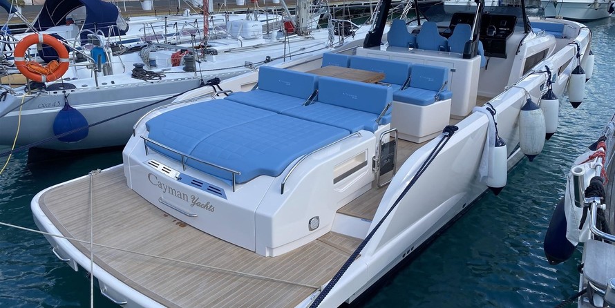 Cayman 50 wa