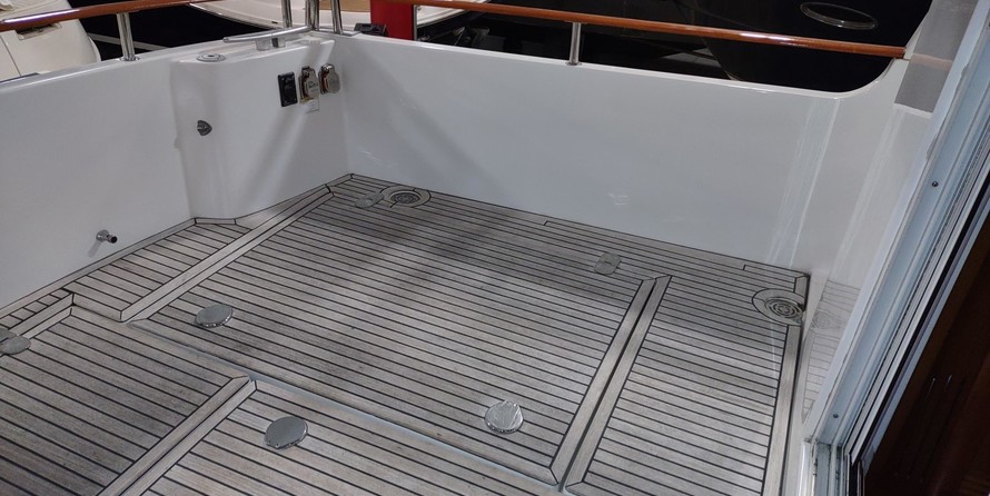 Beneteau Swift Trawler 42