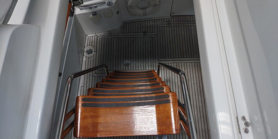 Beneteau Swift Trawler 42